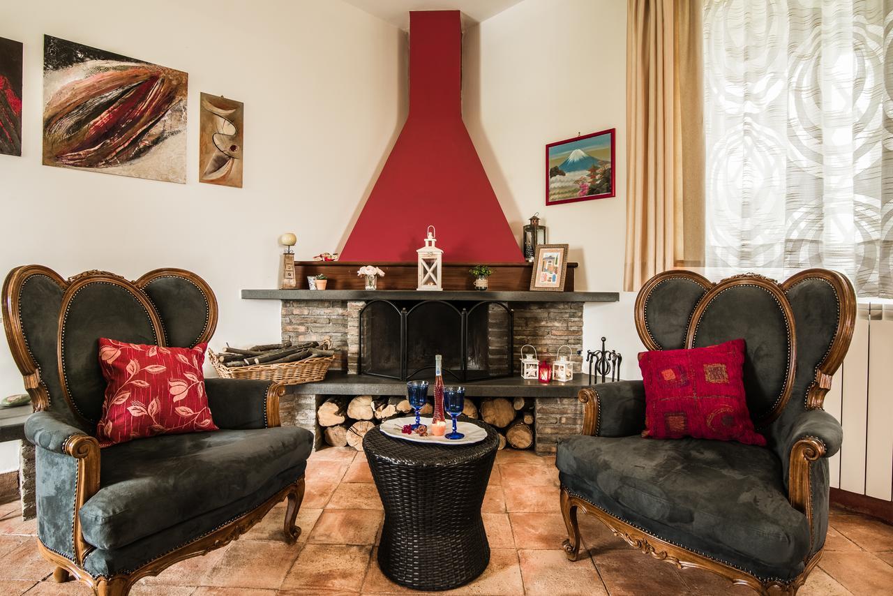 הוילה SantʼAlfio Nake Residenza Artistica מראה חיצוני תמונה
